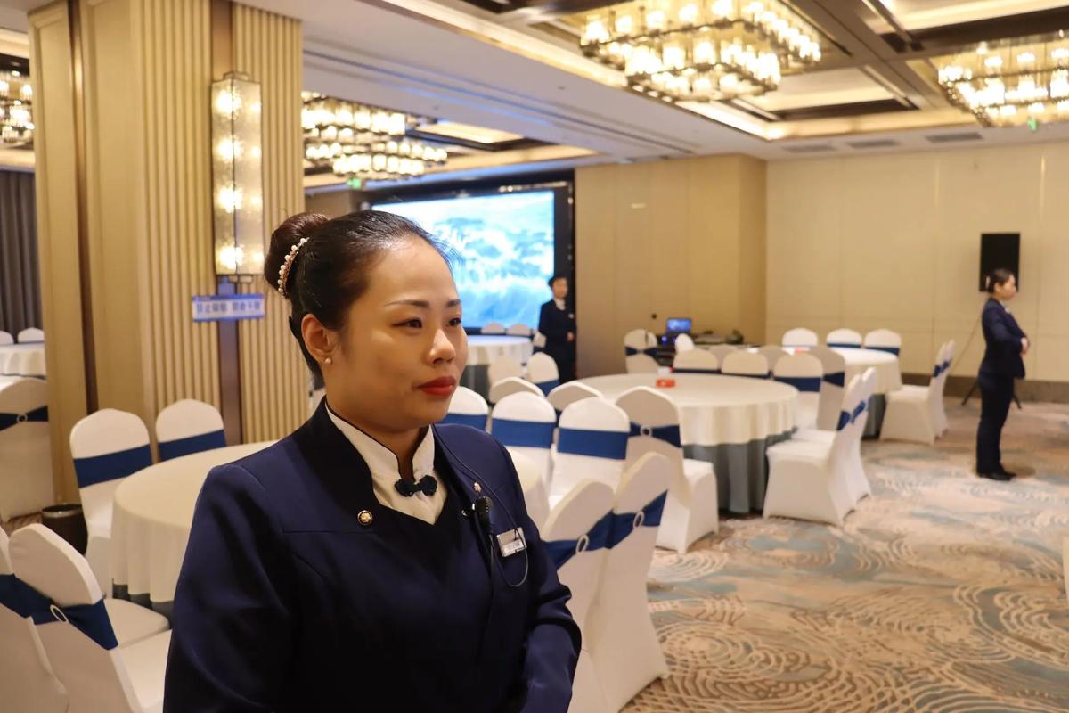 兩會接待在即 京座海鮮以用心與訓(xùn)練提升服務(wù)標(biāo)準(zhǔn)