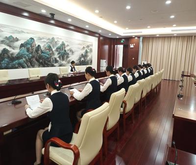 提升服務(wù)品質(zhì)與公關(guān)禮儀 構(gòu)建高質(zhì)量會(huì)議的三大支柱